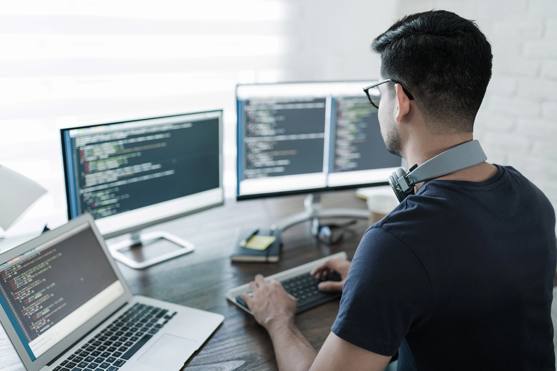 Expertos en blockchain y descentralización