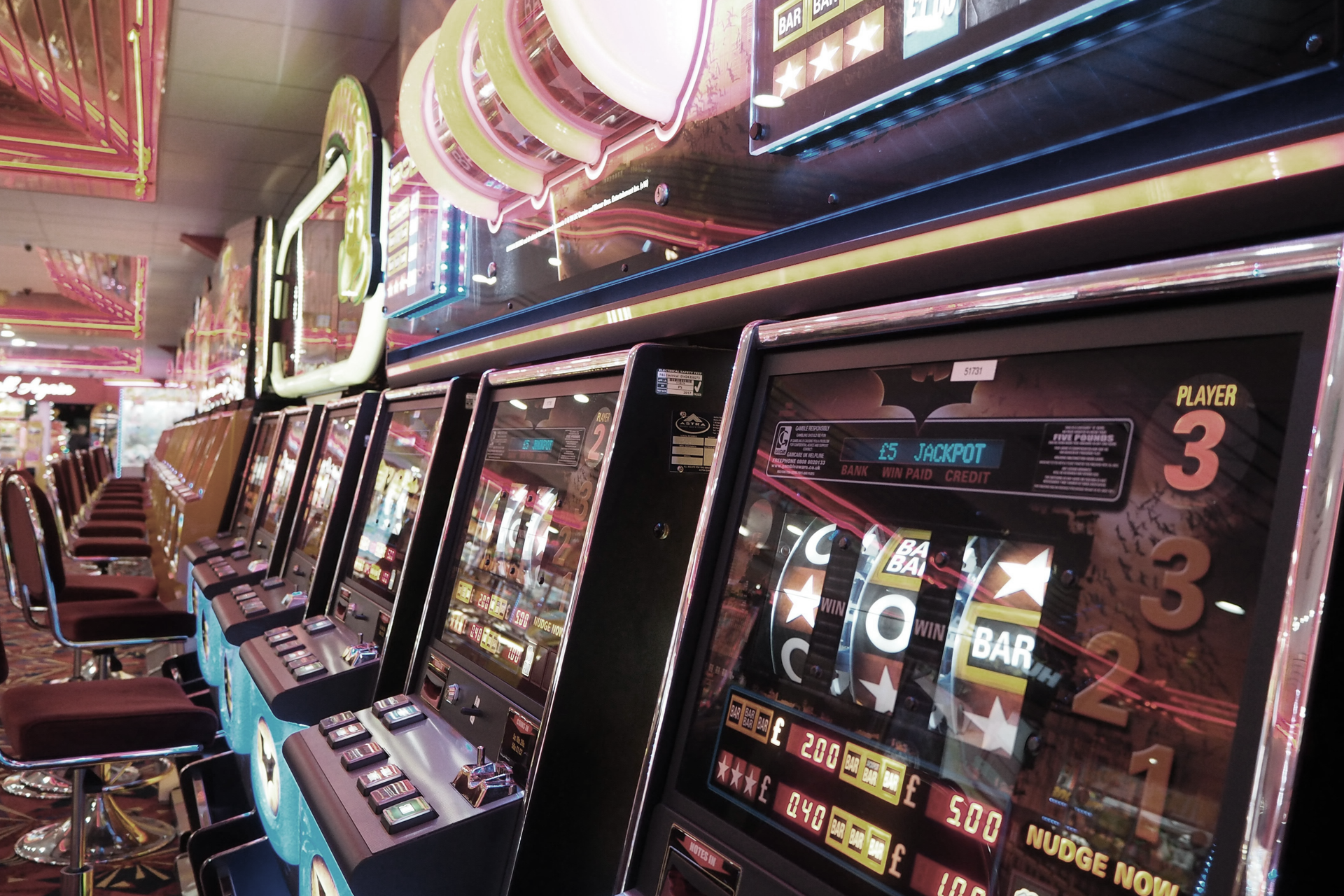 GAMBLING & GAMING