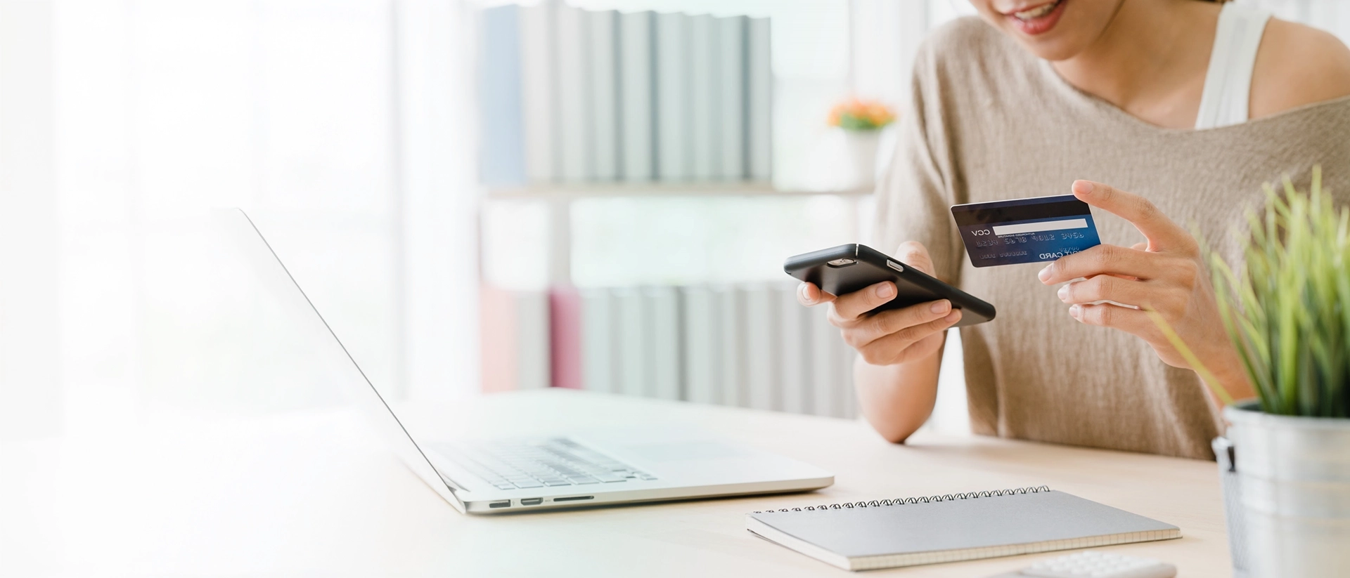 <h1 class="h1 color-text-secondary">Billetera Digital que integra banca tradicional y blockchain</h1>